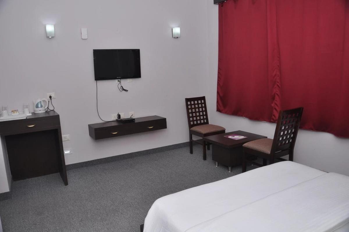 Neelkanth'S Bagar Inn Resort Jhunjhunu Exterior photo