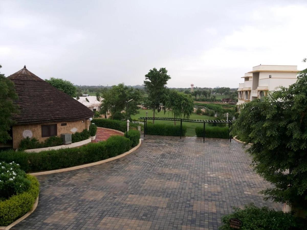 Neelkanth'S Bagar Inn Resort Jhunjhunu Exterior photo