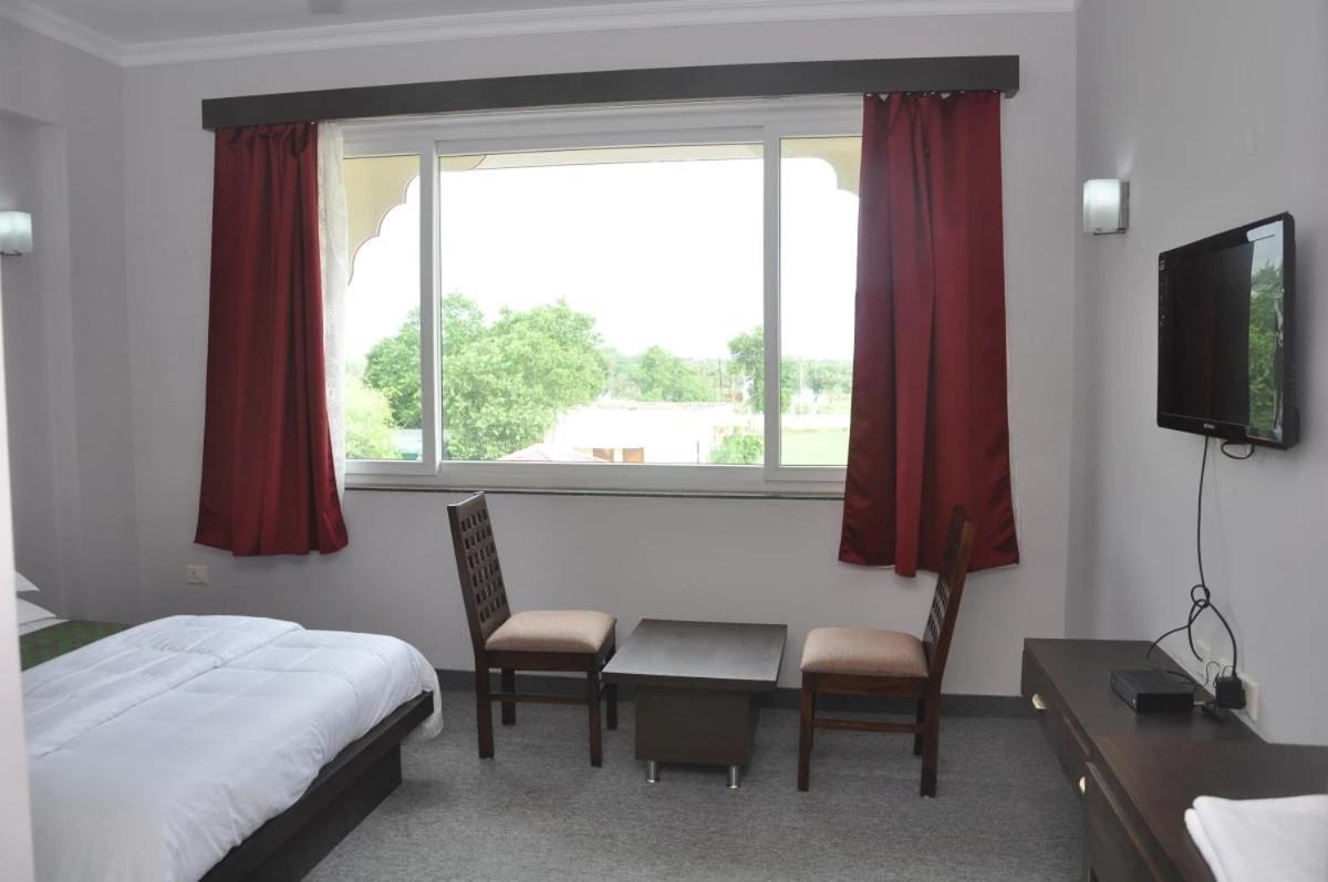 Neelkanth'S Bagar Inn Resort Jhunjhunu Exterior photo